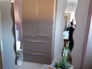 Whg1_Bad_Haengeschrank
